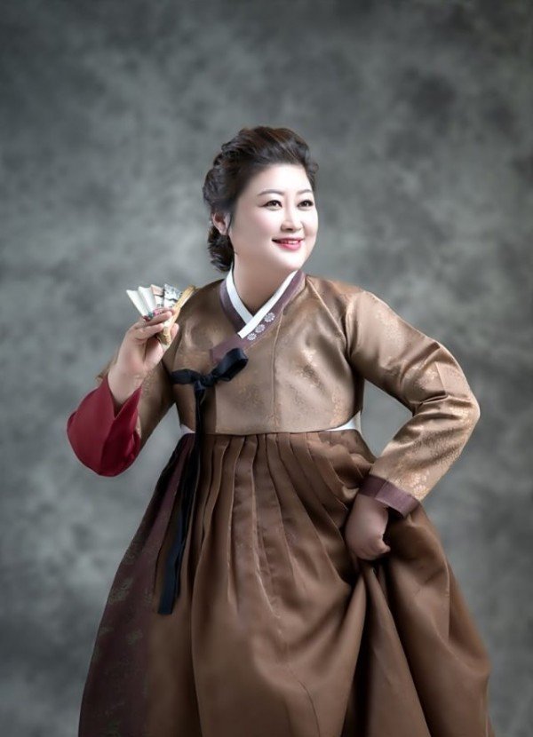 첨부_1_정정미_이사장_프로필_이미지_사진.jpg