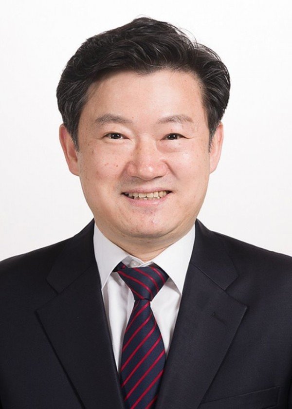 증명사진.jpg