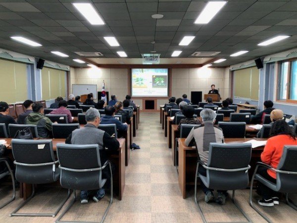 9-0129_안동시_지역농업을_선도할_전문농업인력_육성.jpg