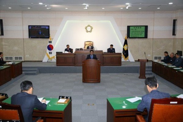 제_237회_임시회_폐회_0018.jpg