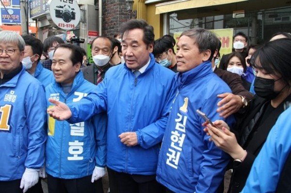 사진2_이낙연김현권합동유세2.jpg