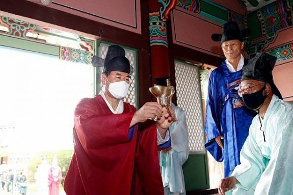 제458주년_충의공_정기룡장군_탄신_기념문화제(20200526)-03_copy.jpg