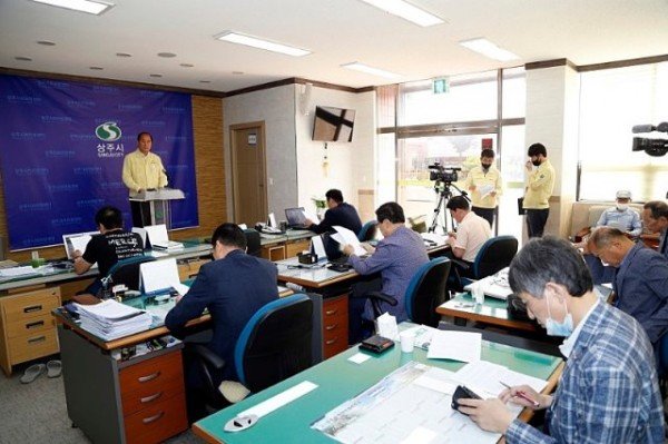 강영석_시장_시민프로축구단_관련_기자회견-1.jpg