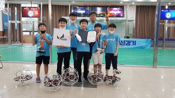 구미신당초_드론축구팀_2020_전국_드론축구대회_특별상_수상3.jpg