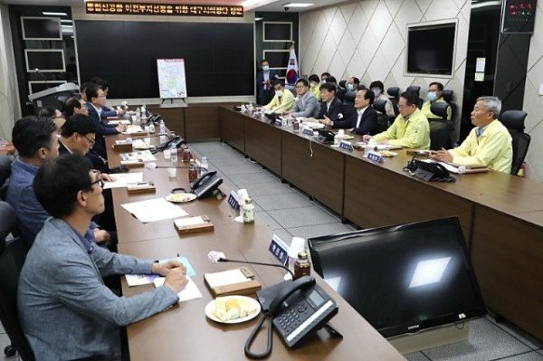 통합신공항_관련_면담(대구시의장단)_0075.jpg