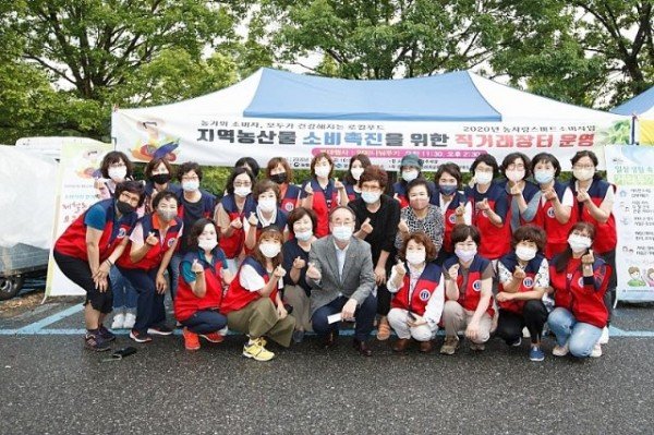 일자리경제과_구미소비자정보센터_직거래장터_운영2.jpg