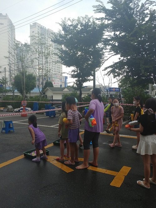 [공단1동] 강변파라디아부녀회 아나바다 장터 개최3.jpg