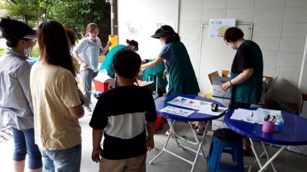 [공단1동] 강변파라디아부녀회 아나바다 장터 개최2.jpg