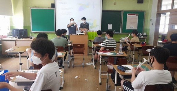 [구미중] 학생자율학점제 운영(공학아카데미)2.jpg