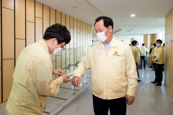 제318회_임시회_제1차_본회의_청사방역강화.jpg