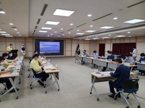 [도로과]2020년도 제3회 도로관리심의회 개최2.JPG