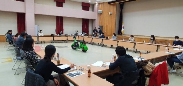 [신산업정책과]_E모빌리티 국산화실증사업 보급사업 설명회(사진추가)2.jpg