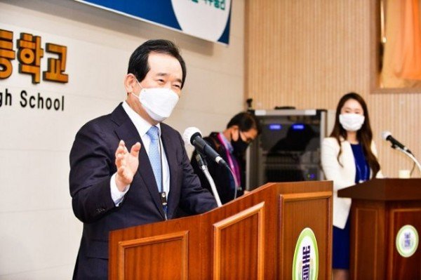 1031 정세균 국무총리 안동 곳곳 방문하며 희망 메시지 전해 (1).jpg