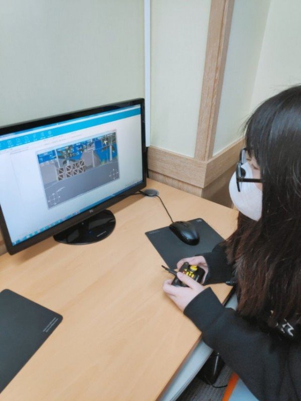 [덕촌초] 드론이 쏘아올린 작은 미래1.jpg