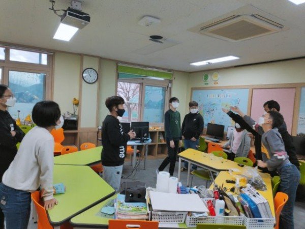 [덕촌초] 드론이 쏘아올린 작은 미래2.jpg