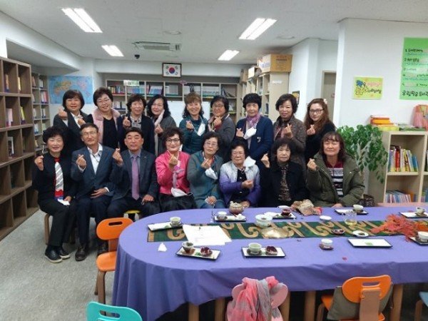 [교육지원과]공단동 어르신 생활문해 종강.jpg