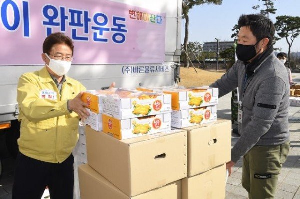 (1-2)완판운동사진-1.jpg