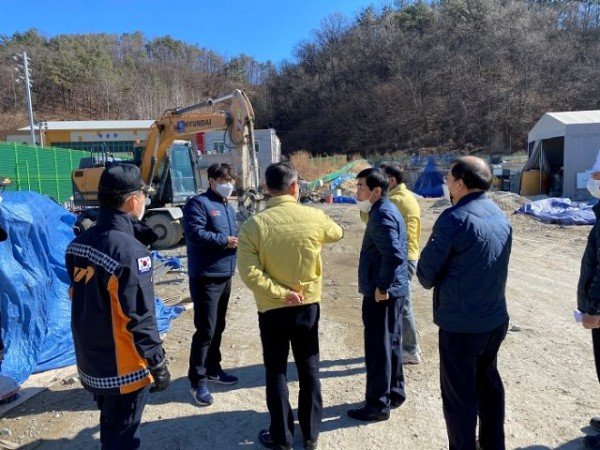 02.영덕_화전소하천_재해복구공사(고지배수터널).jpg