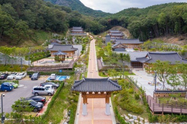 [크기변환]성리학기념관 2 (1).jpg