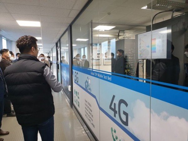 1-1 5g시험망 본격실시1.jpg
