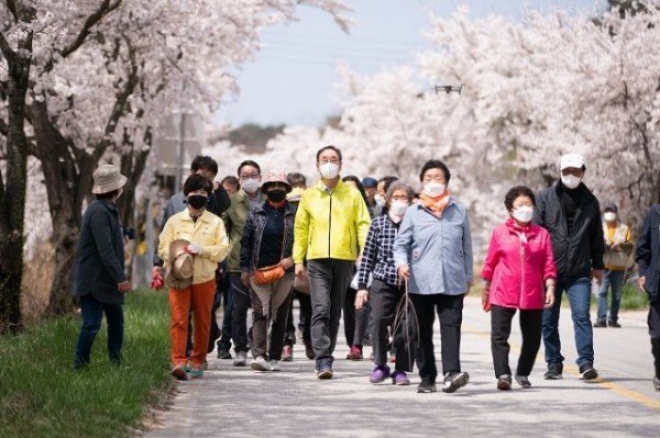 옛길탐방 및 자연정화활동.jpg