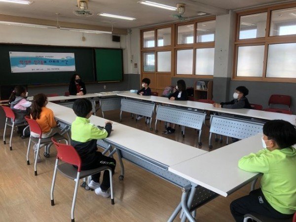 [구미초] 학생회 친구들과 대화의 시간2.jpg