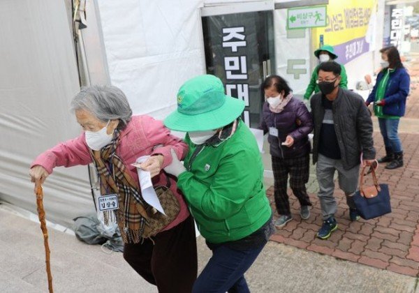 의성군제공 백신접종 (1).jpg