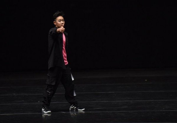 J.Belly&amp;Dance Academy는 지난 17일 보훈무용예술협회 구미시지부(지부장 오주신) 주관으로 구미문화예술회관 대공연장에서 ~ (6).jpg