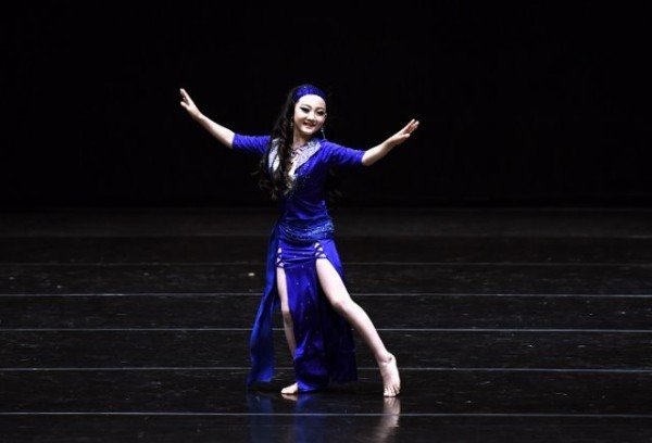 J.Belly&amp;Dance Academy는 지난 17일 보훈무용예술협회 구미시지부(지부장 오주신) 주관으로 구미문화예술회관 대공연장에서 ~ (3).jpg