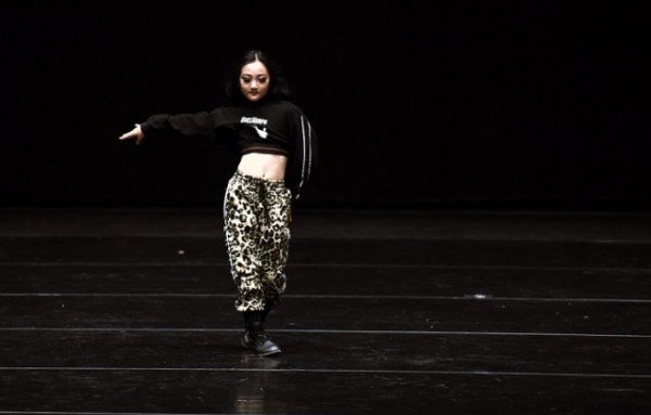 J.Belly&amp;Dance Academy는 지난 17일 보훈무용예술협회 구미시지부(지부장 오주신) 주관으로 구미문화예술회관 대공연장에서 ~ (10).jpg