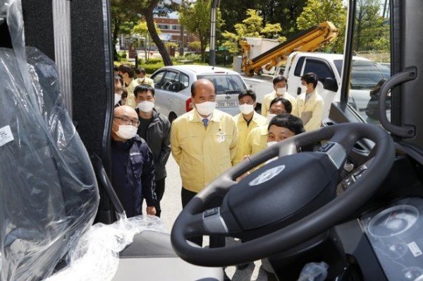 (환경관리과)상주시, 사람 중심의 한국형 청소차 도입-2.JPG