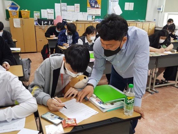 경북생활과학고 『취업 마인드-업』 특강행사(사진2).jpg