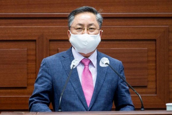 2021.05.06 제323회 임시회 제2차 본회의 (이동업)_1.jpg
