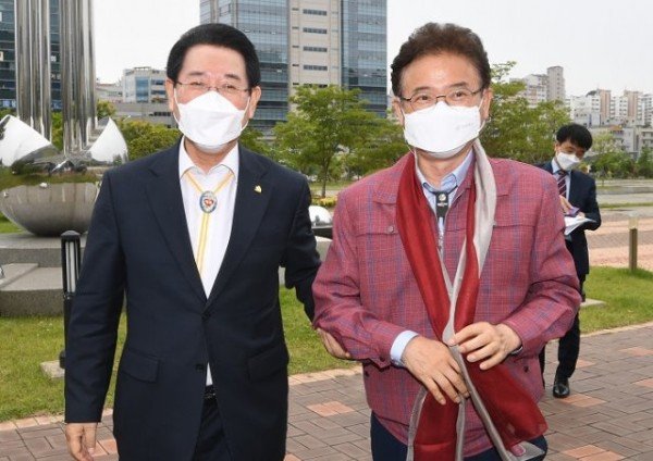전남-경북_상생협력_회의.jpg