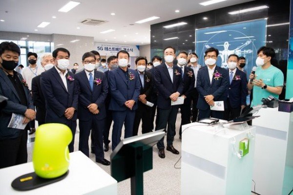 [신성장산업과] 5G 테스트베드 개소식 개최4.jpg