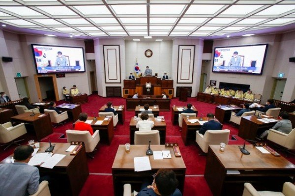 본회의 전경 (1).jpg