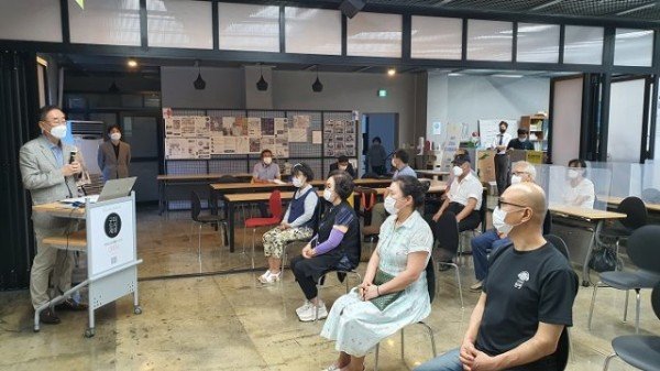 [도시재생과]2021 구미시 도시재생대학 수료식 개최2.jpg