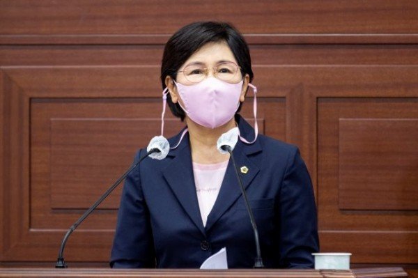 2021.08.20 제325회 임시회 제1차 본회의 (이선희 부위원장).jpg