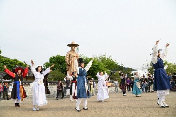 영주 1-2018년 개최된 한국선비문화축제 공연사진.jpg