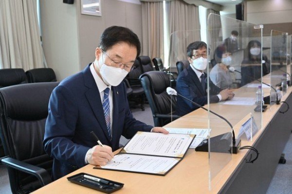 2.금오공대와 MOU 체결로 고교학점제 협력 체제 구축! 03.jpg