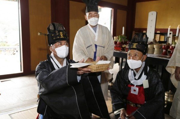 [문화예술과]상주향교·함창향교, ‘추계 석전대제’ 봉행2.JPG