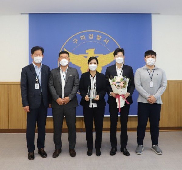 베스트경제팀.JPG