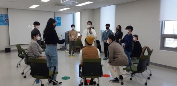 [교육지원과]-교육연극교원연수_보도자료_사진_1.jpg
