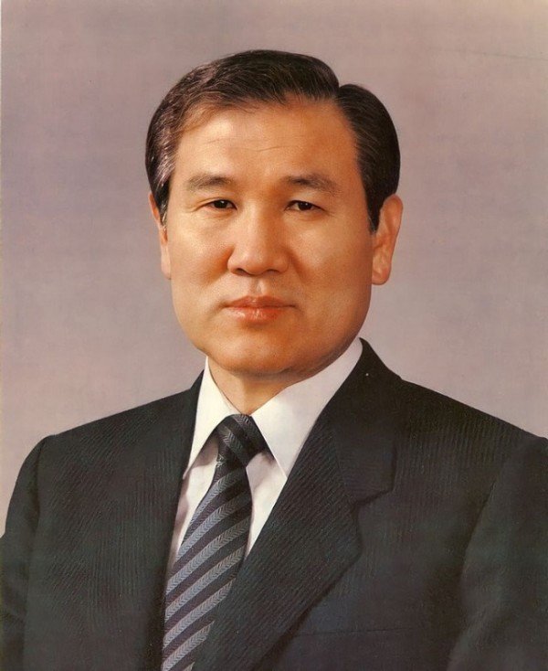Roh_Tae-woo_presidential_portrait.jpg