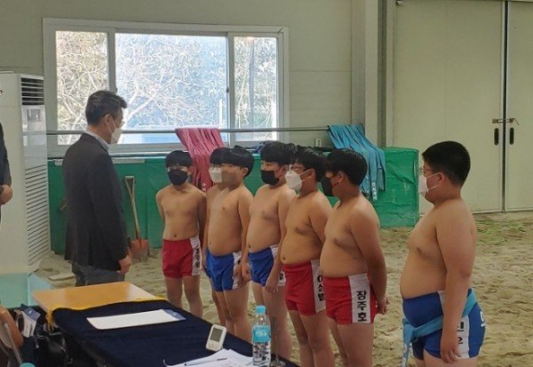 [구미신평초]-제58회_경상북도_학생체육대회_씨름부문_입상_보도자료_사진_2.jpg