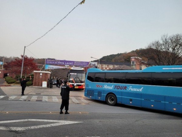 [교통정책과] 2022학년도 대학수학능력시험 교통지원 총력2 (1).jpg