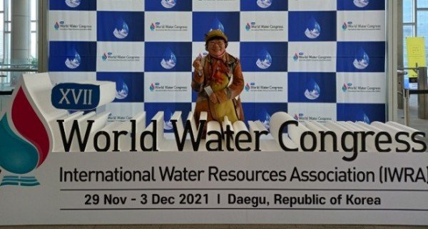 9_gi5Ud018svcbv1oukr6b4o0_tg3zvl (1).jpg