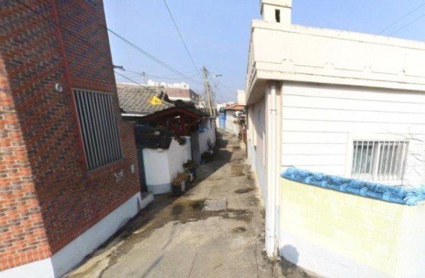 [도시과]상주시 도시재생, 어두운 골목을 환하게 비추다(조성 전).jpg