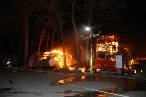 (6-1)캠핑장_화재사진1.jpg