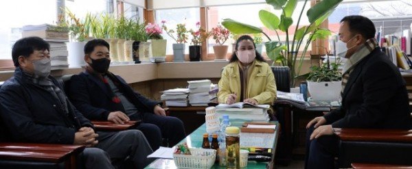 영주시의회, 의원연구단체(조례연구회) 연구활동 결과 보고.jpg